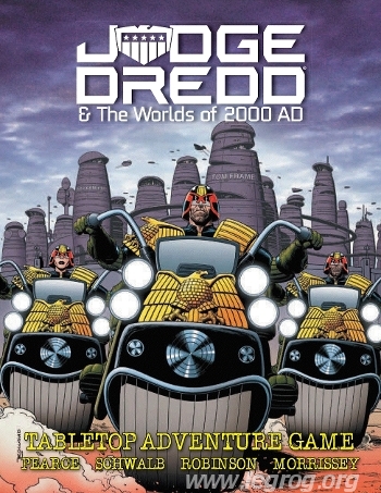 Couverture de Judge Dredd & The Worlds of 2000AD