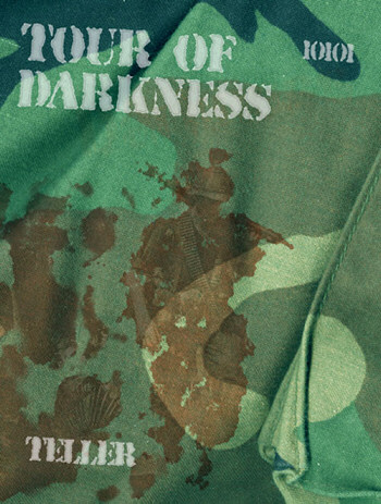 Couverture de Tour of Darkness